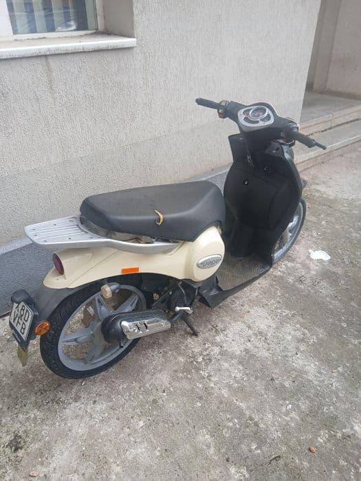Scuter benelli pepe 49cm cu acte de italia
