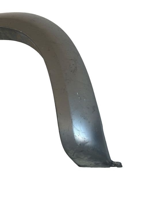 Ornament Aripa Dreapta Spate Nissan Patrol Gr Y61 1997 -> 93826-Vb760