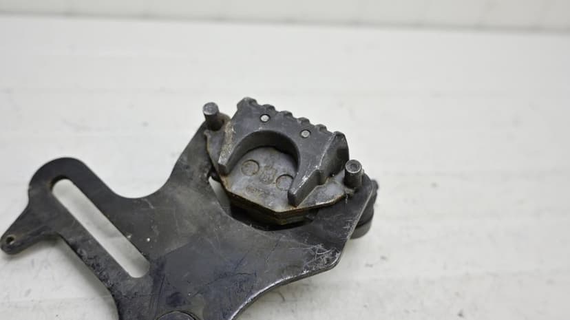 Etrier Frana Spate Cu Suport Yamaha MT 125 2014