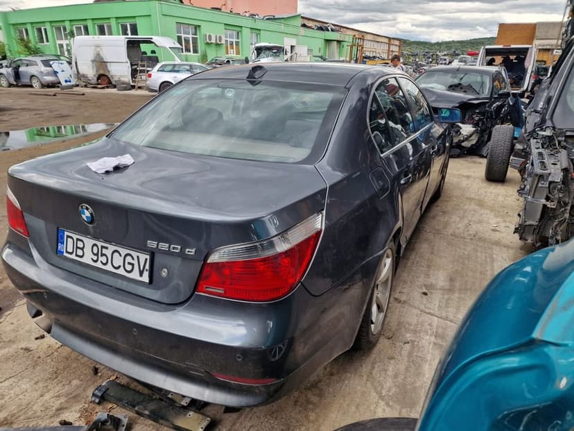 Dezmembram BMW Seria 5 E60/E61 (2003 - 2007) 2.0 d M47 204D4