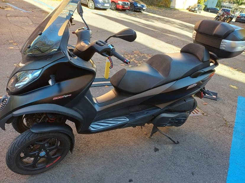 Maxi Scuter Piaggio MP3 500