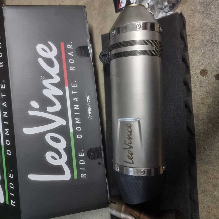 Promotie Evacuare toba sport Leo  Vince Kawasaki Ninja 400 Z 400