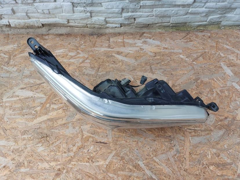 Far dreapta toyota hilux led original