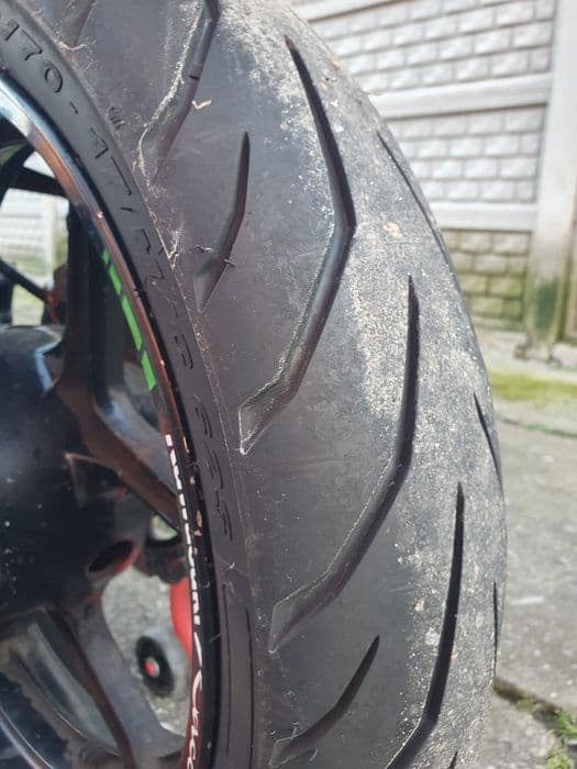 Vând Kawasaki ninja 250r