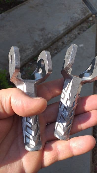 Vând scărițe spate pentru motocicletă Honda XR 250,400,600, Dirt bike