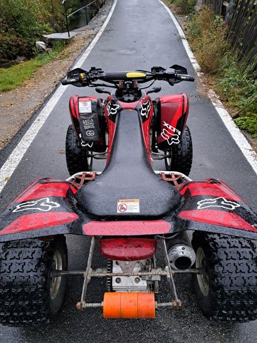 Vând atv suzuki ltz 400cc cu acte