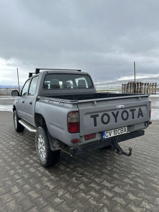 Toyota Hilux 4x4