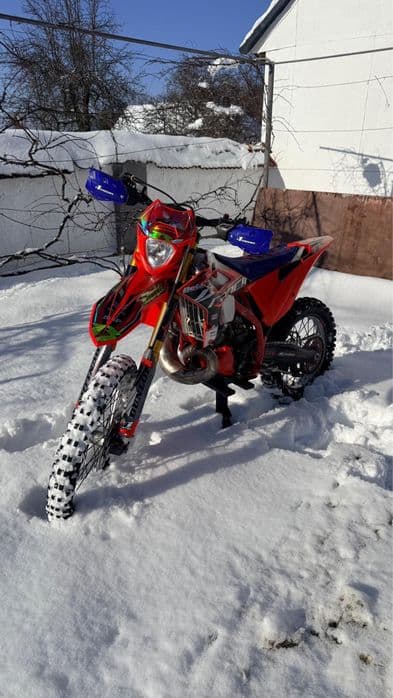 Vand schimb cu auto beta rr300