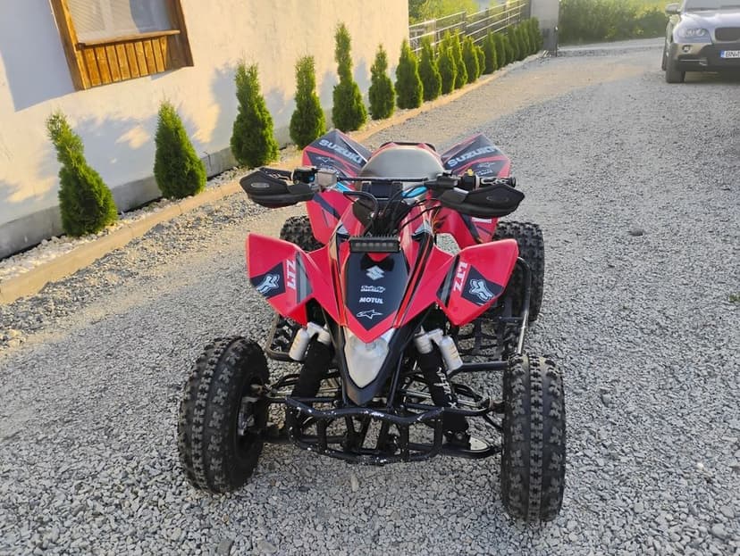 Suzuki ltz 400 k9 2010