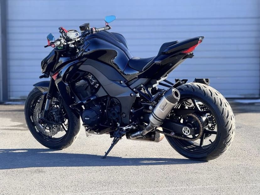 Kawasaki Z1000 – 2016 – Stare IMPECABILĂ - Ca noua!