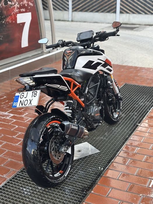 Vand KTM Duke 125 (citiți descrierea)