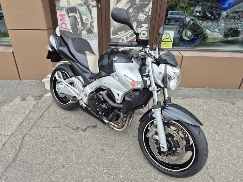 Suzuki GSR 600 ~ Garantie ~ Rate ~