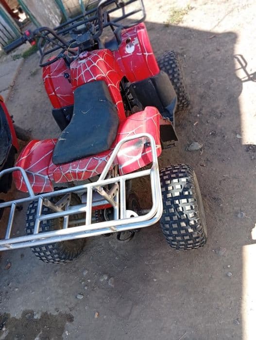 Vând ATV 125cc 3+1