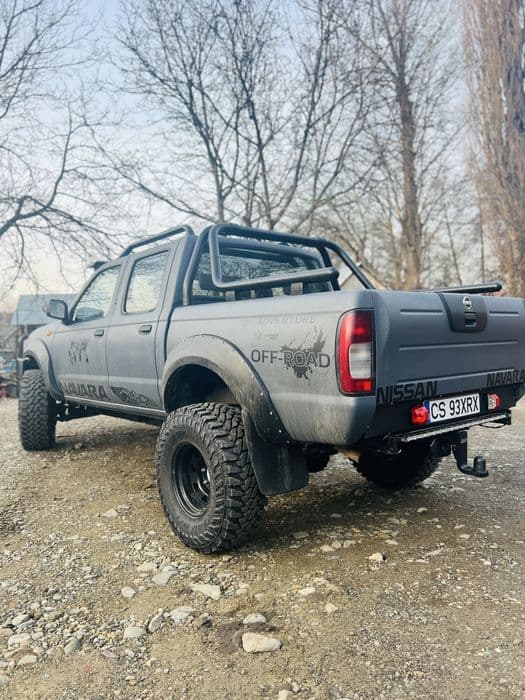 Nissan Navara D22 2009 ( nu hilux , l200 , ranger )