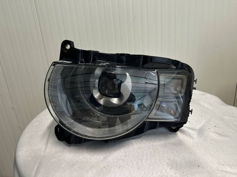 Far stanga Land Rover Defender FULL LED 2020/2021/2022/2023
