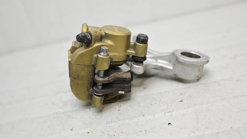 Etrier Frana Spate Cu Suport Honda CBR1000RR SC57 2004 - 2007