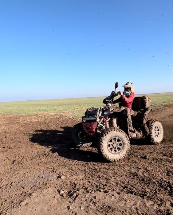 Vând polaris scrambler