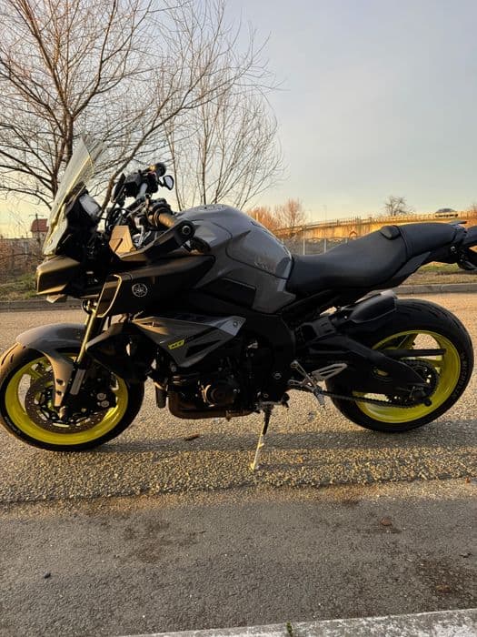 Yamaha MT10 Touring Edition