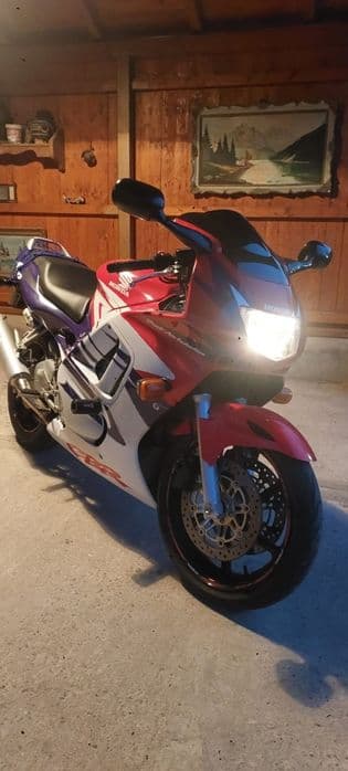 Honda CBR 600F 3