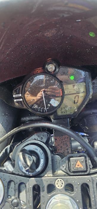 Yamaha R1 BigBang 2014