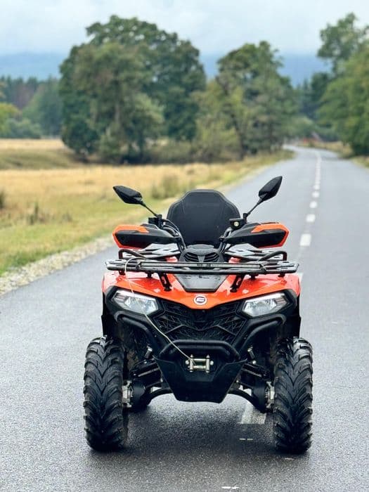 De vanzare atv Cf moto 520L