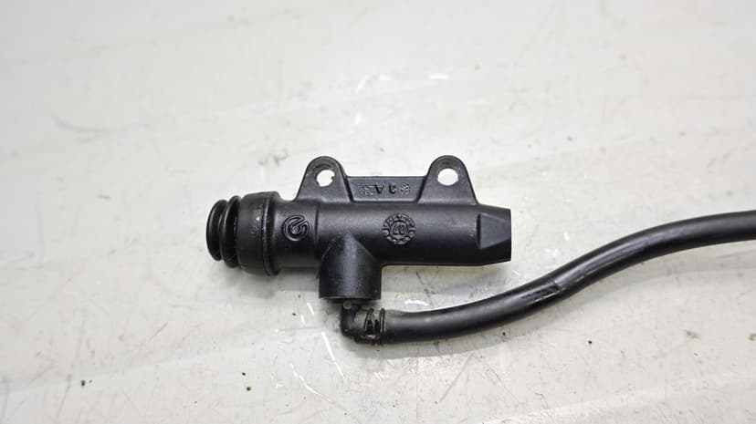 Pompa Frana Spate Cu Rezervor Ducati Monster 750 / 900 /  S2R / S4R