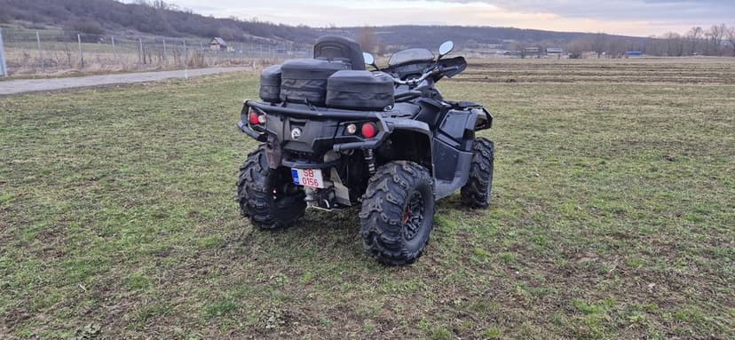 Vând Can-am 1000R Outlander!