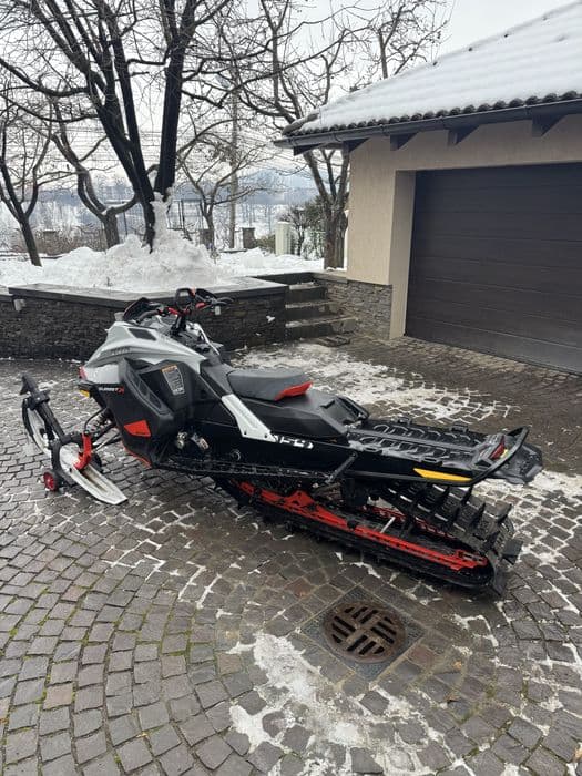 Ski-doo Summit x turbo 154 2021