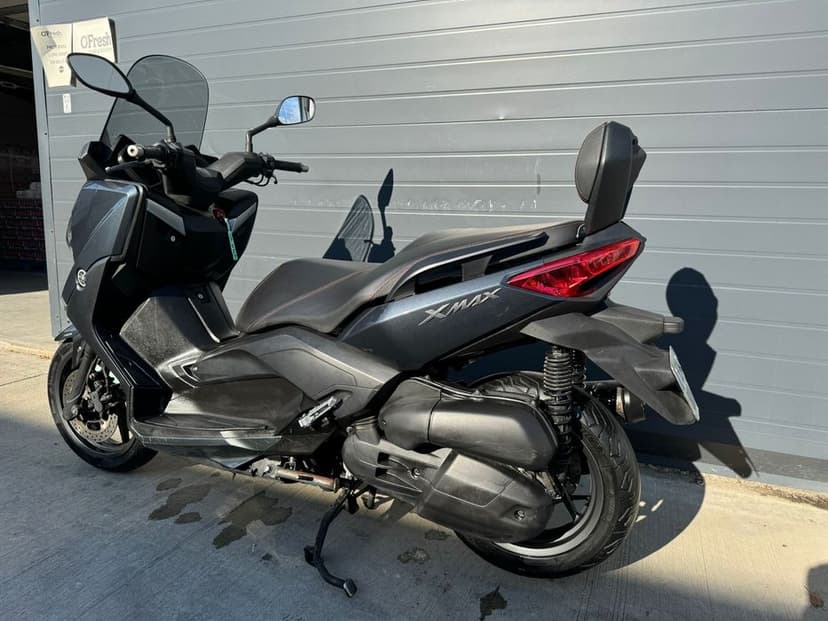 Funmoto Yamaha xmax x max 125  Abs Permis categ B 2016