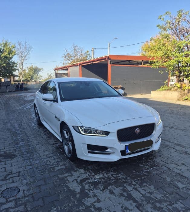 Jaguar XE 2018 Pachet R Sport 4x4 Automat