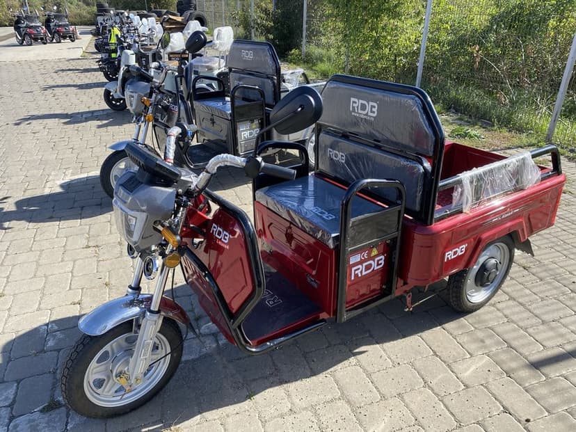 Triciclu electric RDB L-Klass4 fara permis, 1350W, 25 km/h - rate