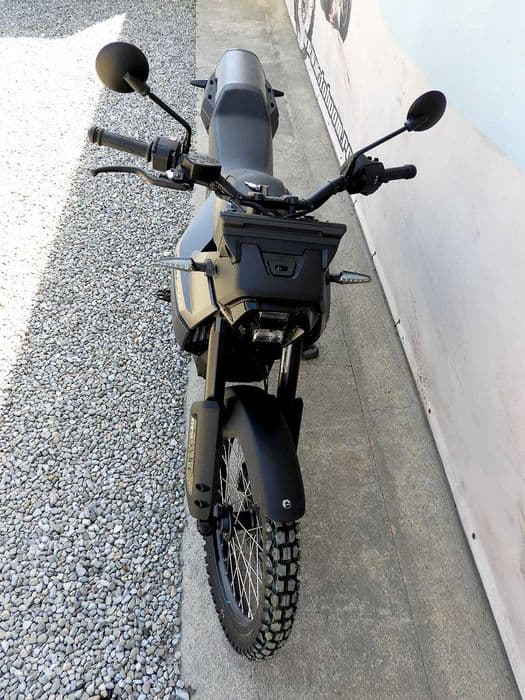 Motocicleta electrica Can-Am Origin 11kW 2025 Rate | Leasing