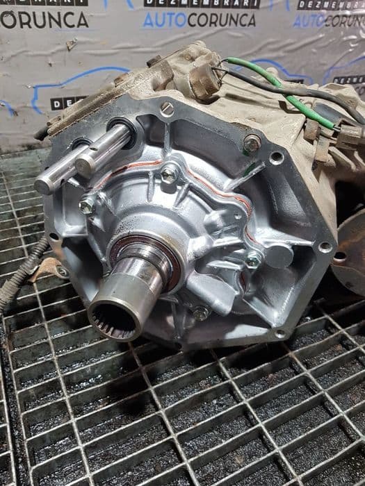 Cutie de Tranfer Grup Fata Toyota Hilux VII (Facelift 2008) 3.0 D 2008 - 2011 171CP ...