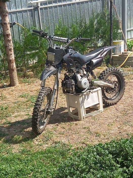 •Cross 125cc 4t•