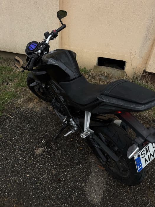 Motocicleta Yamaha MT125 2017