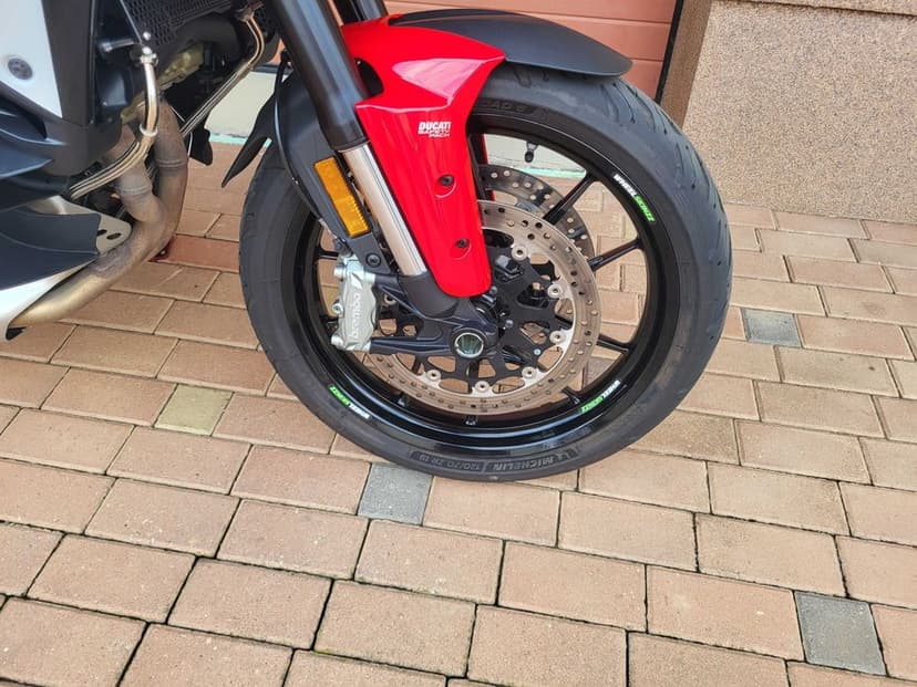 Ducati multistrada v4 travel