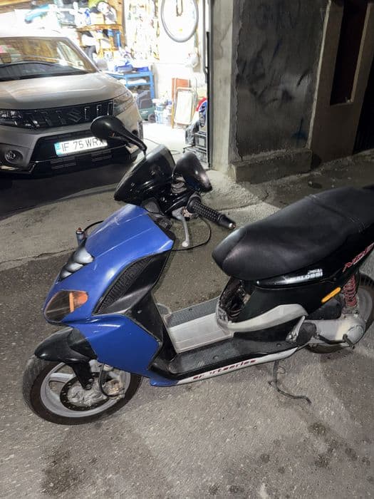 Vand scuter Piaggio Nrg Power