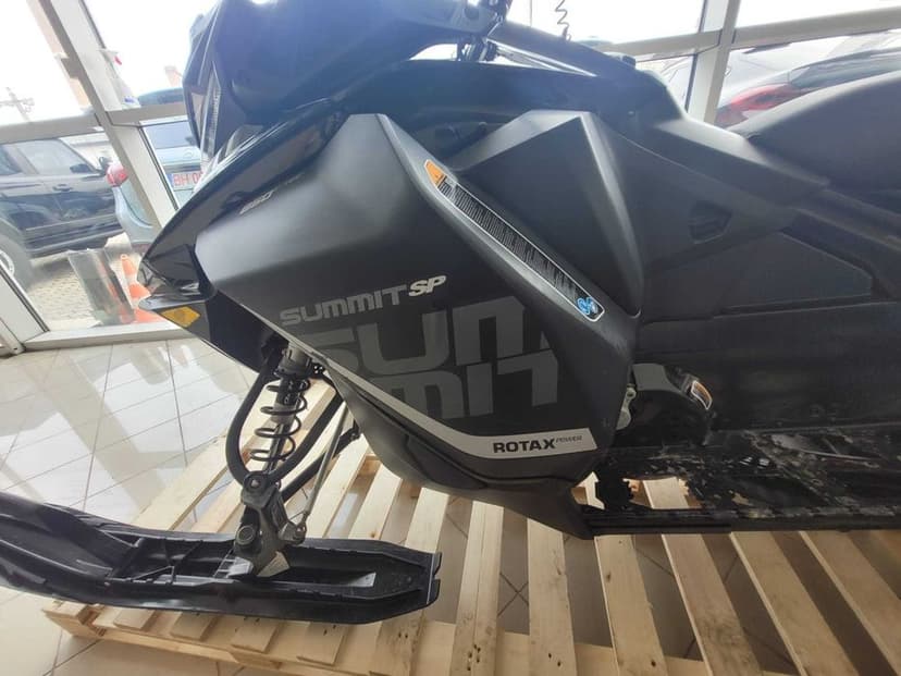 Snowmobil Rotax 850 2018