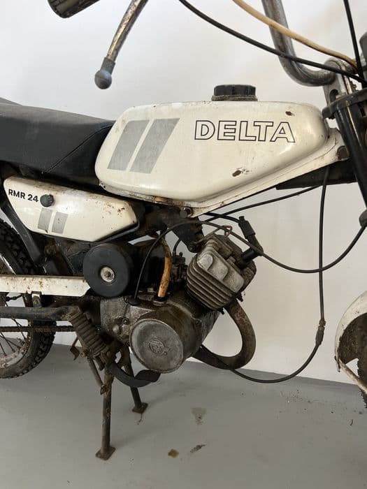 Delta RMR 24 Motoreta