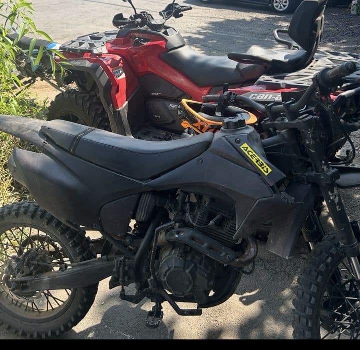 Moto cross Alfard 250 cc 4 t