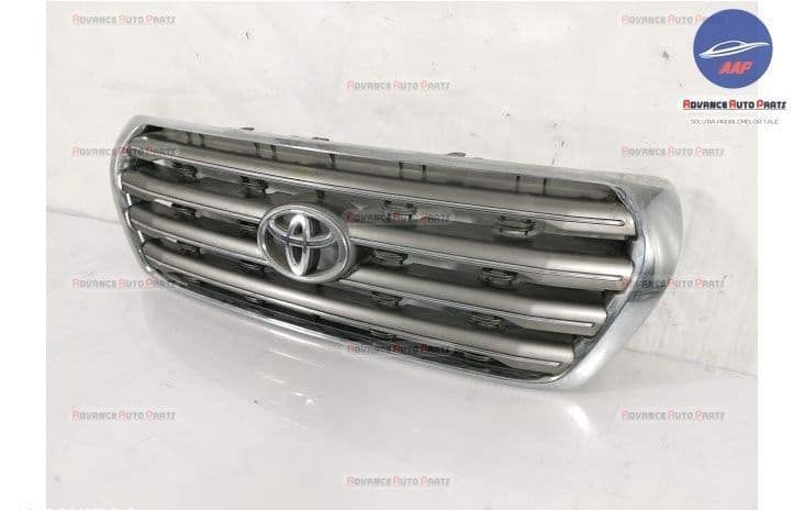 Ornament Grila Centrala Radiator original Toyota  Land Cruiser  70 Ser