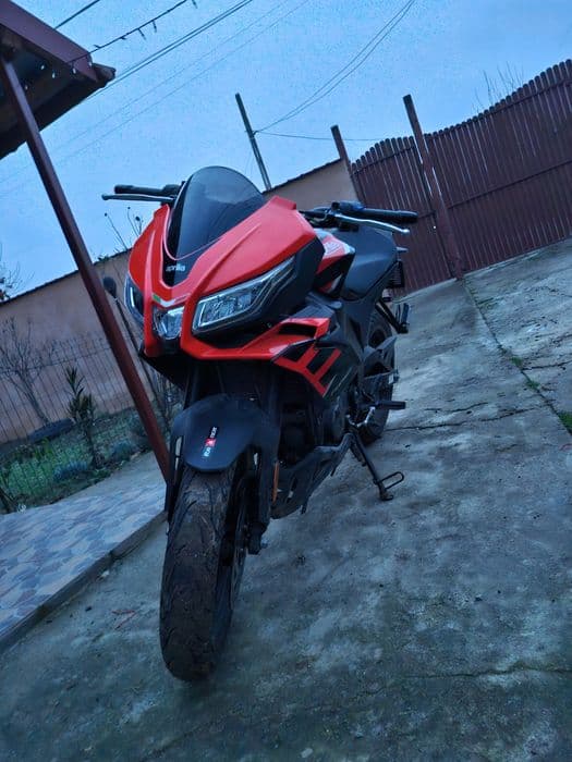 Moto aprilia 125cc