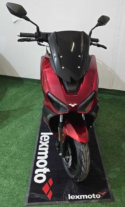 Vanzare Scuter Aura 125 Lexmoto
