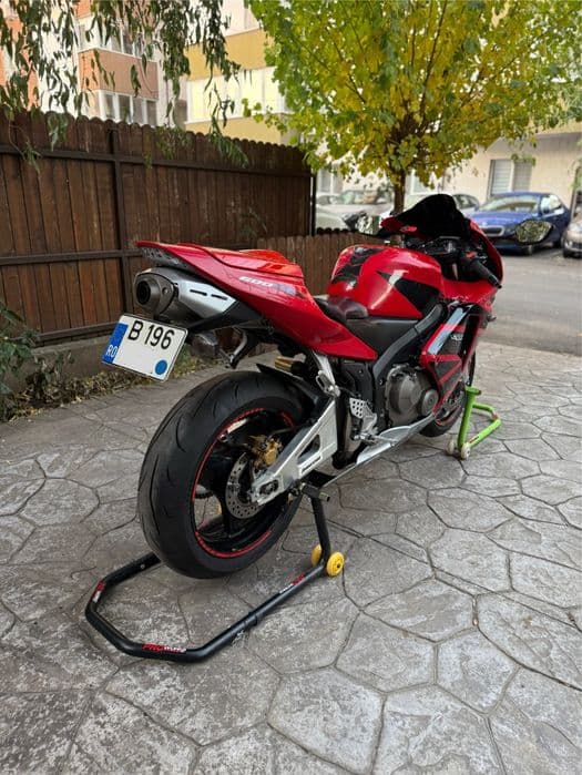 Honda cbr 600rr pc37