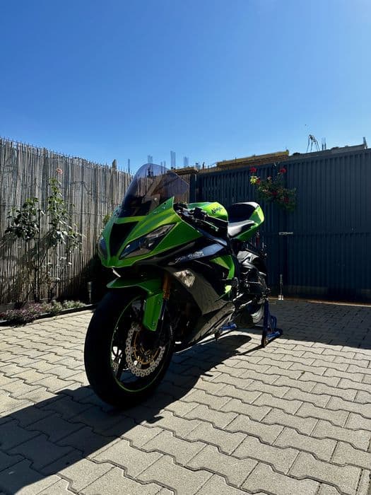 Kawasaki Ninja ZX6R 636