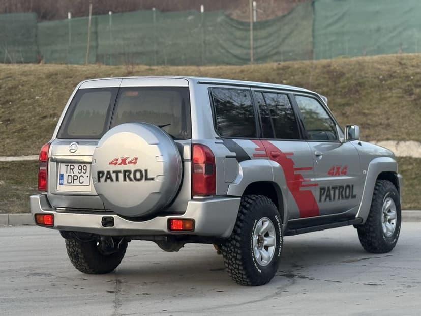 Nissan Patrol/GU4/An fabricatie 2006 AUTOUTILITARA N1