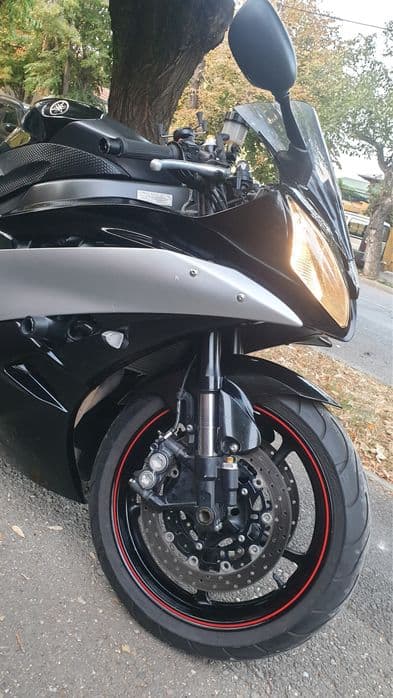 Vand Yamaha r6 2006/ schimb cu ATV