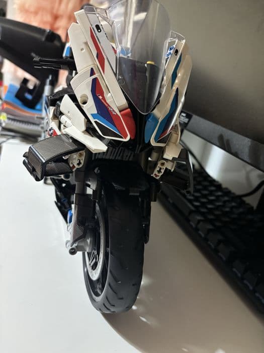 Vand bmw s1000rr lego tehnic identic facut