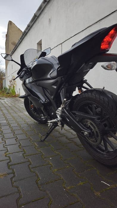 Yamaha Yzf r125 2025 negru