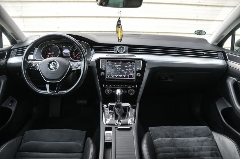 Passat•HighLine•Full Led•Matrix•2016•DSG